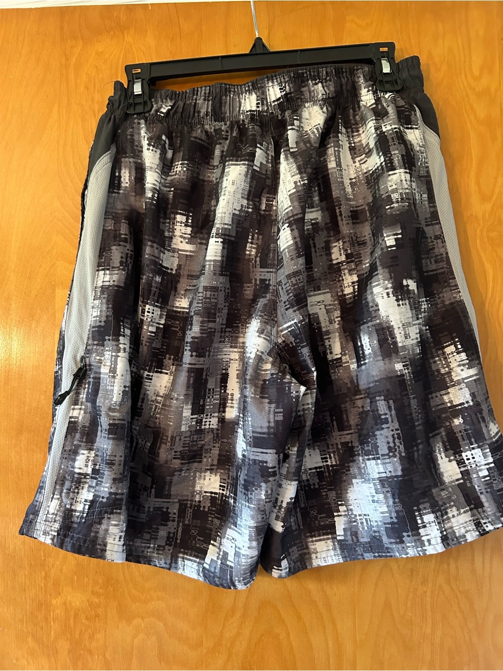 Men's Nike Black & Gray swim shorts size M